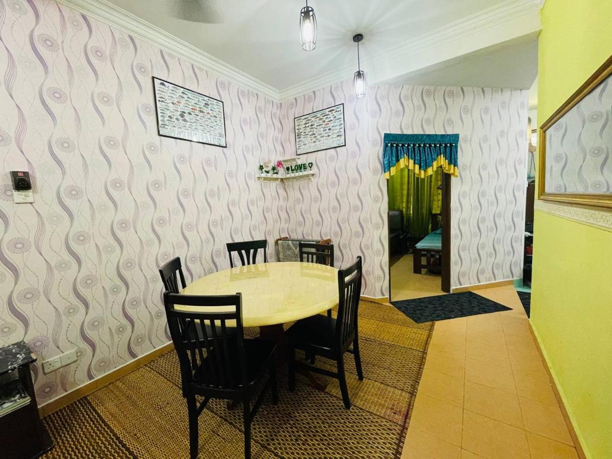 Niks Homestay Kok Lanas Kampong Kok Lanas Exteriör bild